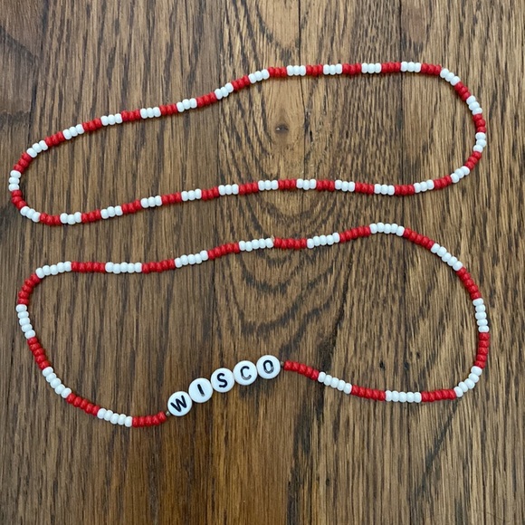 University of Wisconsin Beaded Choker - Picture 2 of 2